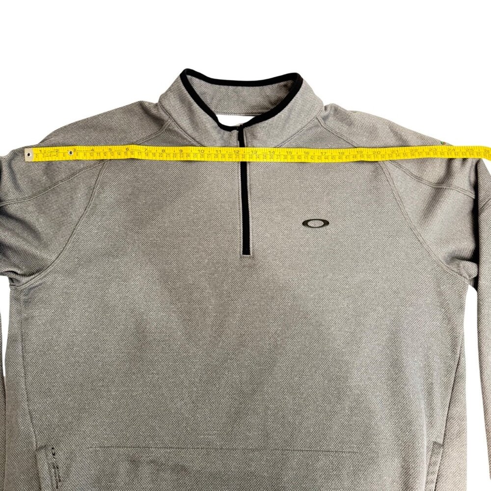Oakley 1/4 Zip Pullover - Gray - XL - Coeur D Alene Golf Resort - Picture 6 of 12